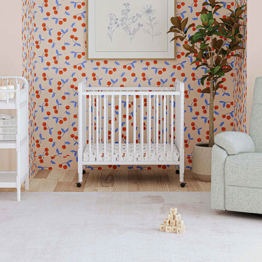 Jenny Lind 3-in-1 Convertible Mini Crib