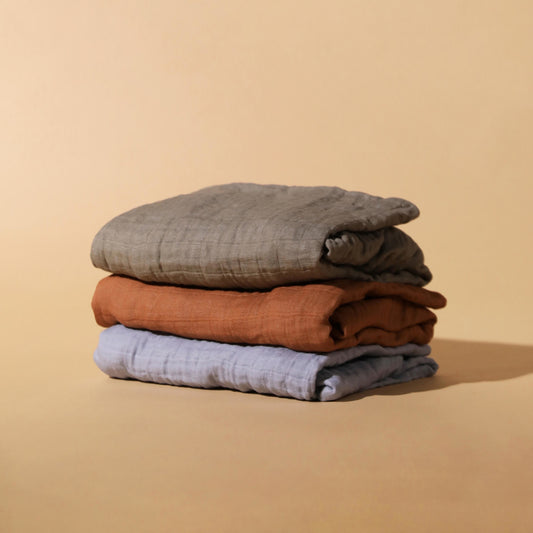 Mini Crib Sheet in GOTS Certified Organic Muslin Cotton