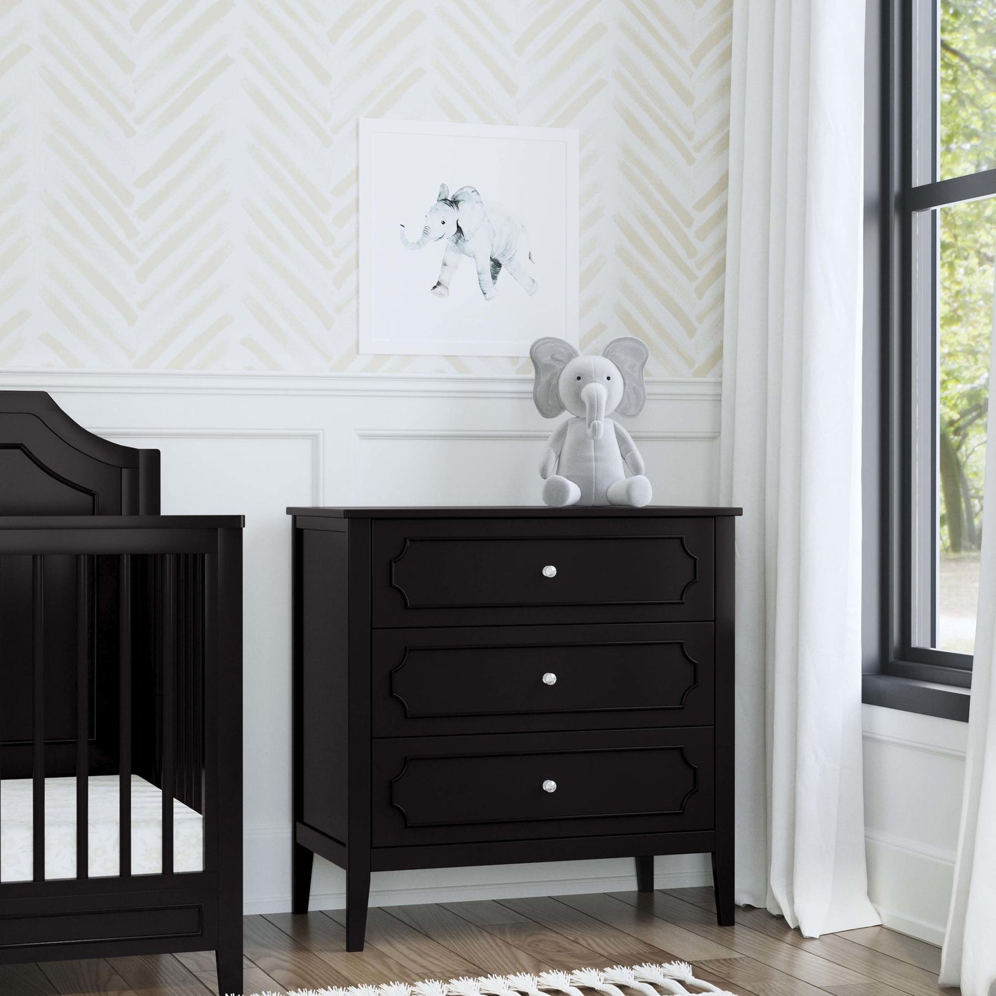 Chloe Regency 3-Drawer Dresser