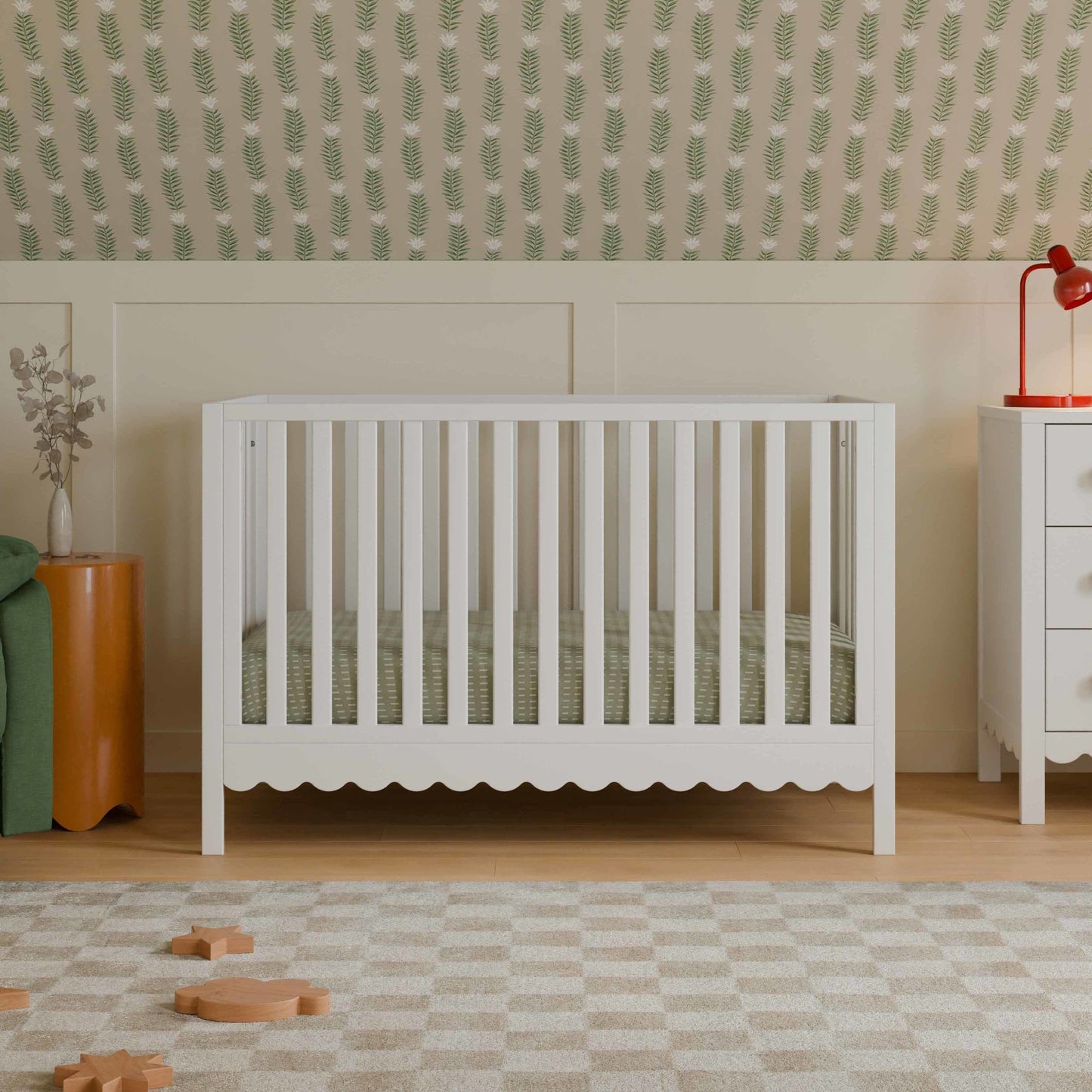 Sammy Scallop 4-in-1  Convertible Crib