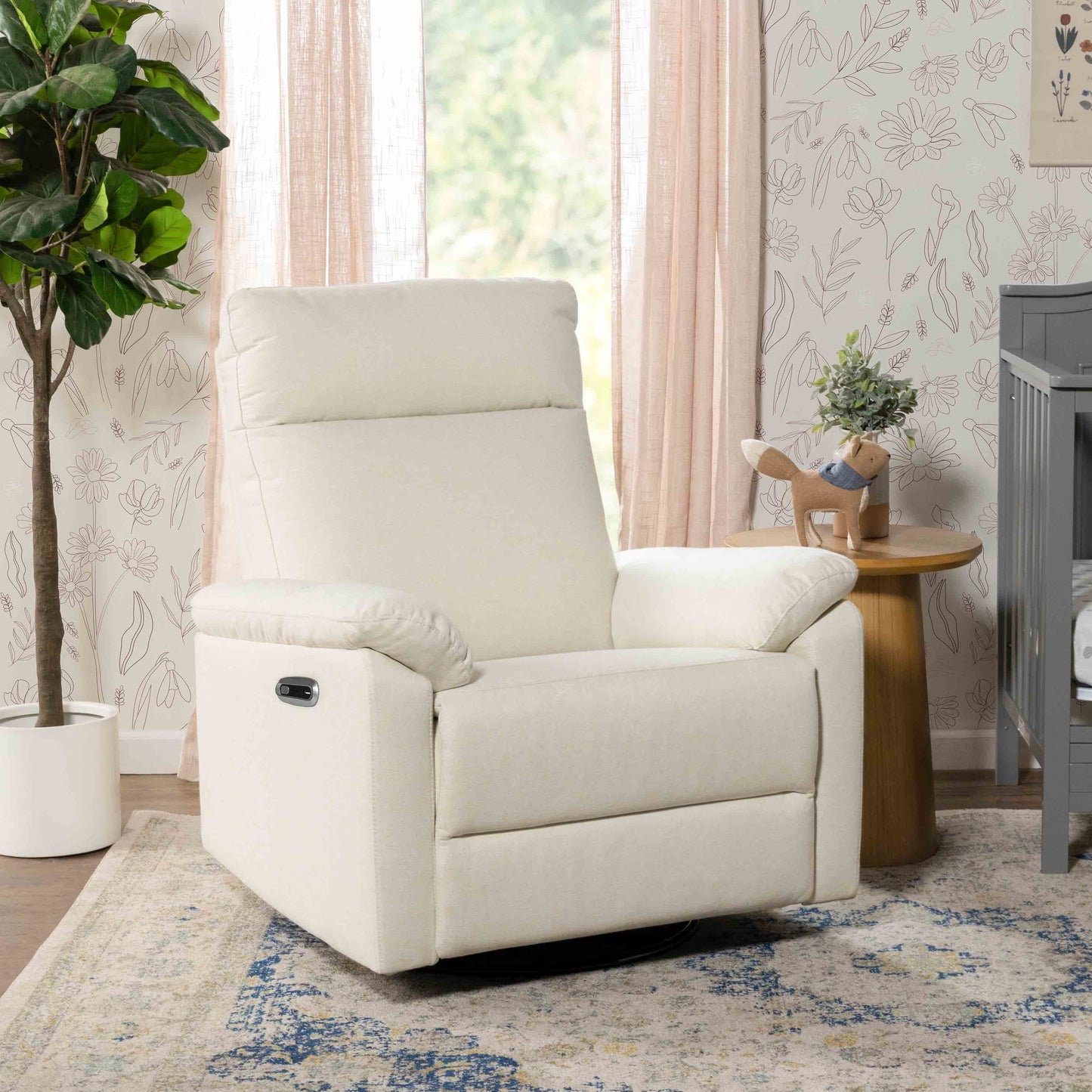 Suzy Electronic Recliner and Swivel Glider | USB Charging Port