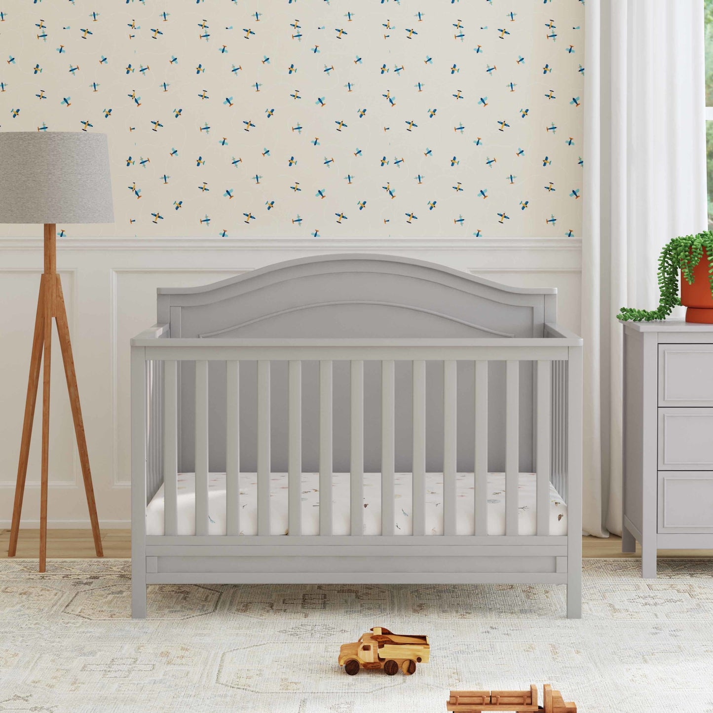 Charlie 4-in-1 Convertible Crib