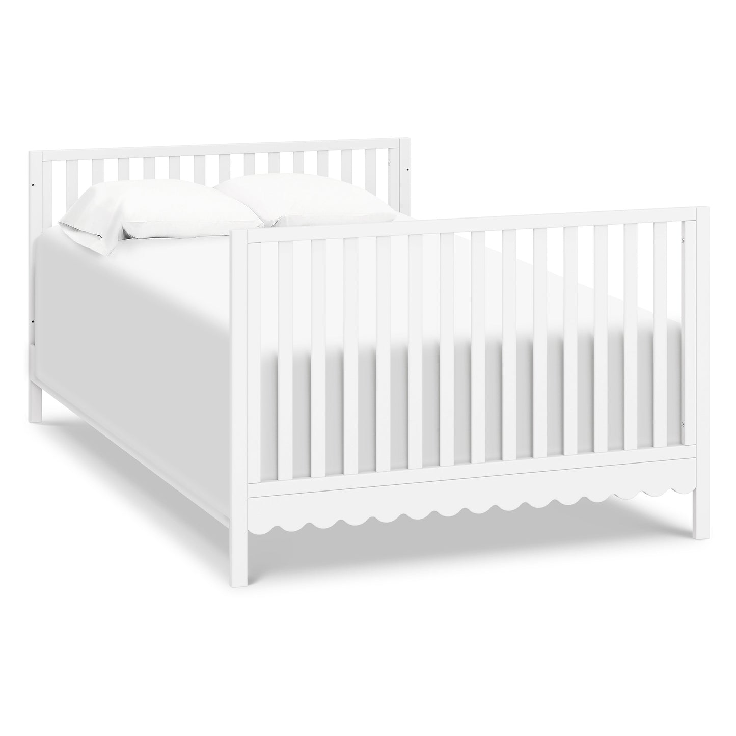 Sammy Scallop 4-in-1  Convertible Crib