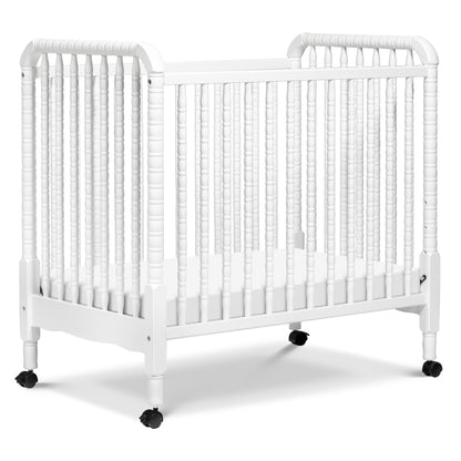 Jenny Lind 3-in-1 Convertible Mini Crib